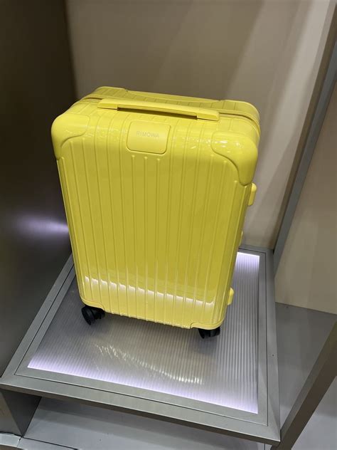 rimowa greenbelt
